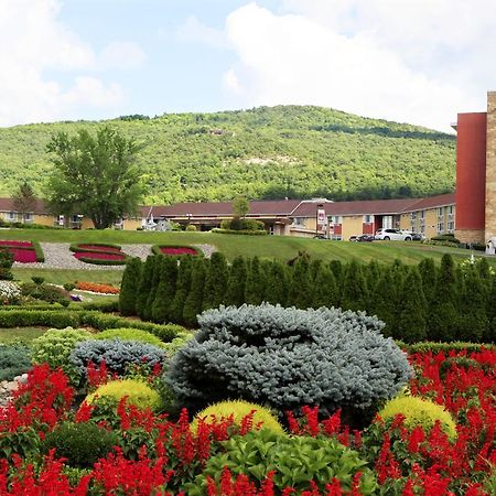 Hotel Honors Haven Retreat & Conference Ellenville Exteriér fotografie