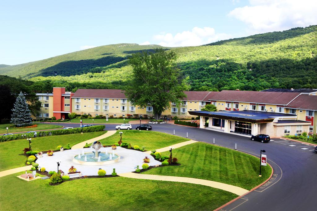 Hotel Honors Haven Retreat & Conference Ellenville Exteriér fotografie